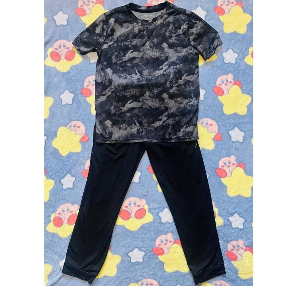 Old Navy active t shirt and athletic pants set boys size L 10/12